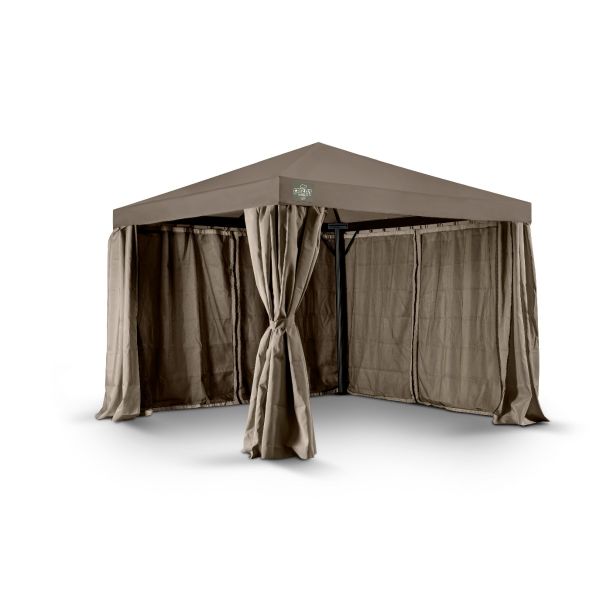 Het 3,5x3,5 grizzly europe endurance paviljoen heeft geen windvanger. Dit omdat het dakdoek zo sterk is dat er geen windvanger nodig is. De zijwanden gaan buitenom de palen heen.